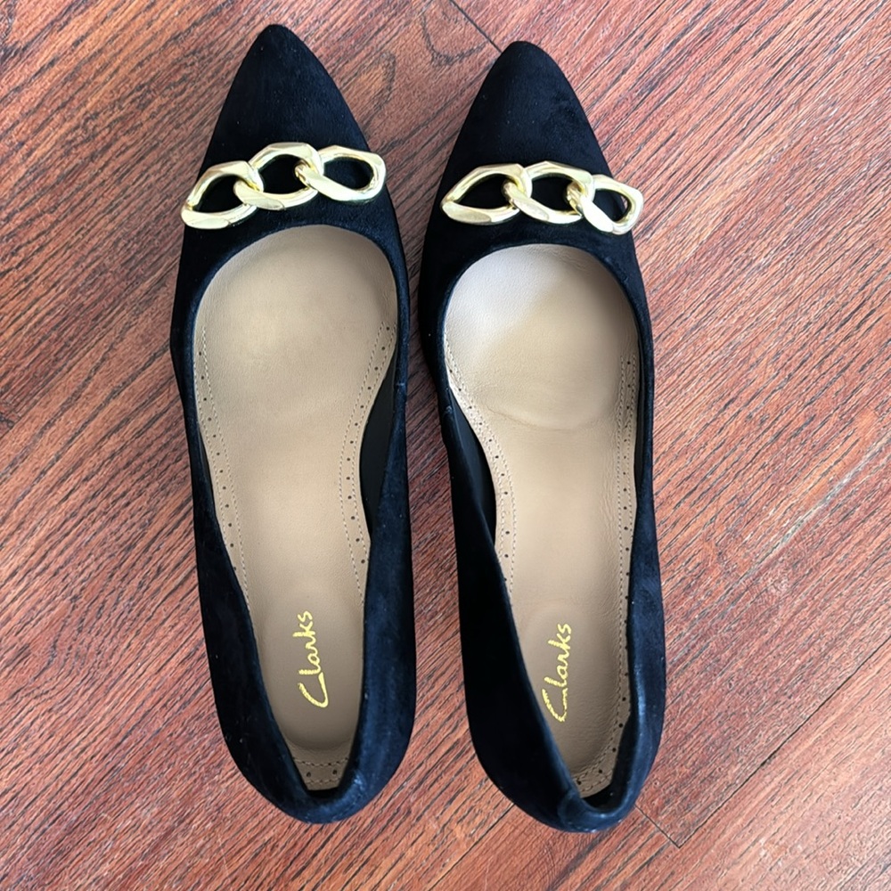 Clarks Black Suede Pumps - Picture 5 of 7